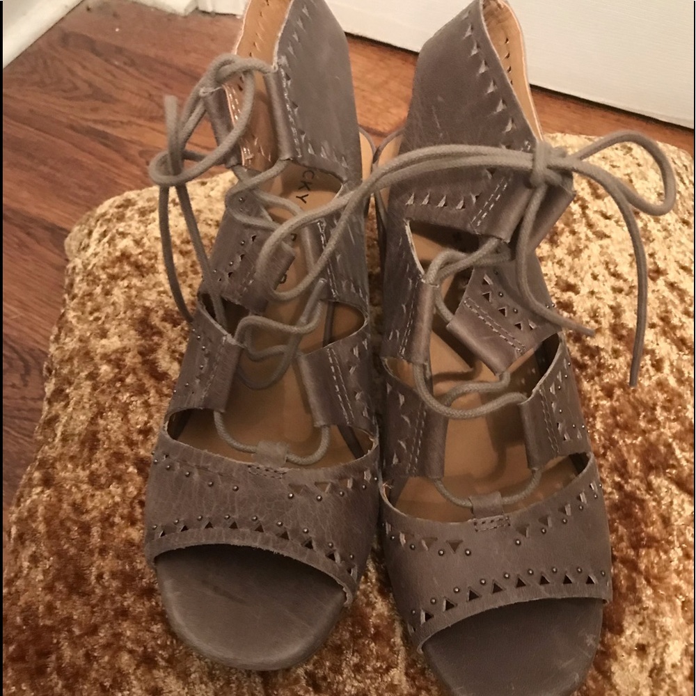 Shoes